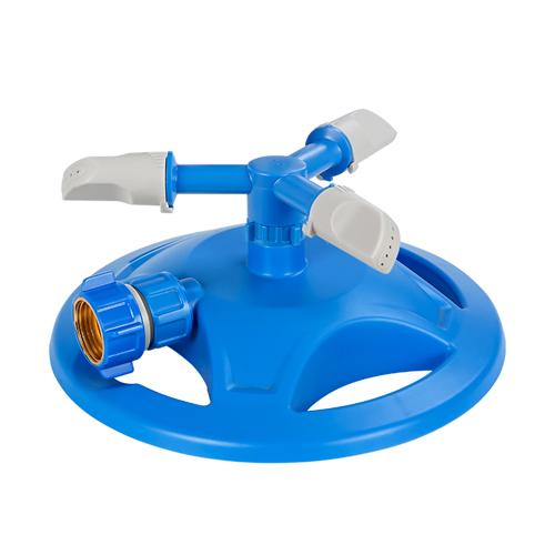 3-arms sprinkler with plastic base